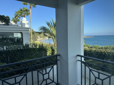 3 Bedroom Ground Floor Apartment in Estepona - Image 4