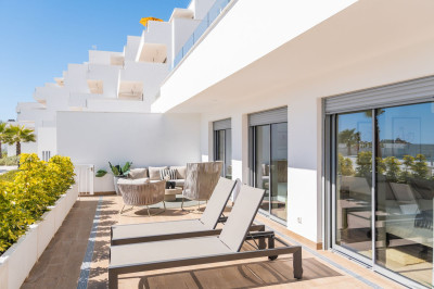 3 Bedroom Ground Floor Apartment in Estepona