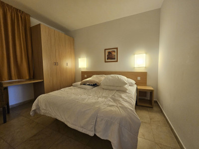 1 Bedroom Ground Floor Apartment in Manilva - Image 5