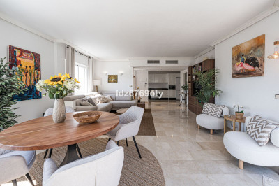3 Bedroom Middle Floor Apartment in Benalmadena Costa