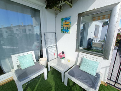 2 Bedroom Top Floor Apartment in Estepona - Image 4