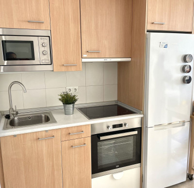 1 Bedroom Middle Floor Apartment in Benalmadena Pueblo - Image 3