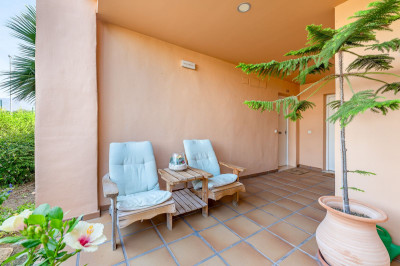 2 Bedroom Ground Floor Apartment in Doña Julia - Image 2