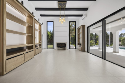 4 Bedroom Detached Villa in Guadalmina Alta - Image 2