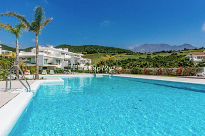 2 Bedroom Top Floor Apartment in Casares