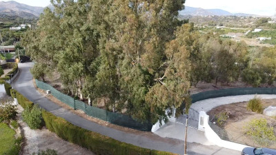 Land in Estepona - Image 5