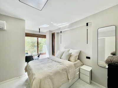 Middle Floor Studio in Nueva Andalucía