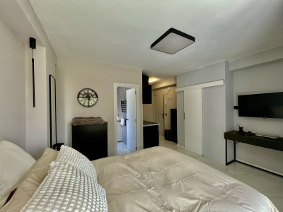 Middle Floor Studio in Nueva Andalucía - Image 5
