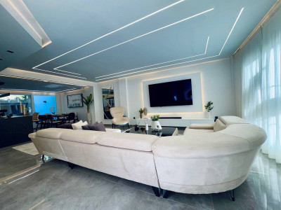 3 Bedroom Townhouse in Marbella - Image 1