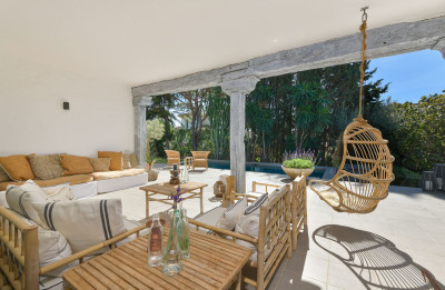 5 Bedroom Detached Villa in Hacienda Las Chapas - Image 3