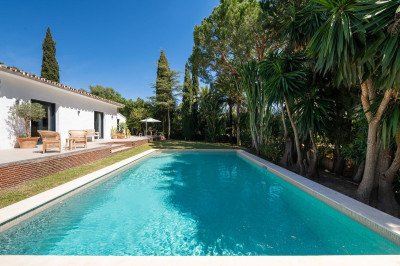 5 Bedroom Detached Villa in Hacienda Las Chapas - Image 4