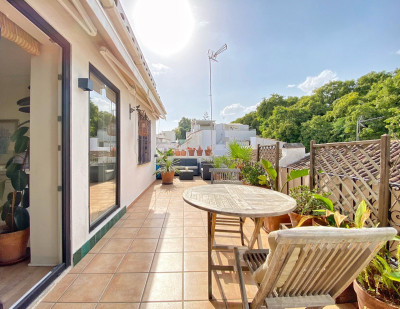 1 Bedroom Top Floor Apartment in Marbella
