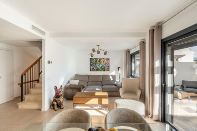 3 Bedroom Townhouse in El Paraiso - Image 3
