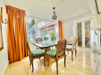 2 Bedroom Middle Floor Apartment in The Golden Mile - Image 5
