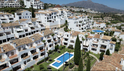 4 Bedroom Townhouse in Los Arqueros - Image 1