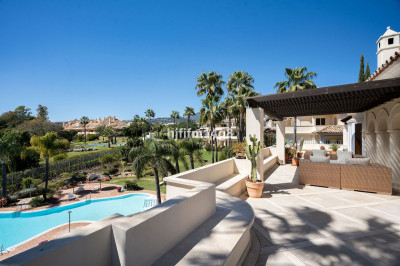 3 Bedroom Penthouse Duplex in Nueva Andalucía