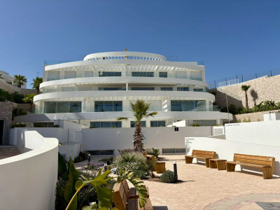 2 Bedroom Ground Floor Apartment in La Cala de Mijas - Image 2