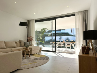 2 Bedroom Ground Floor Apartment in Cabopino - Image 5