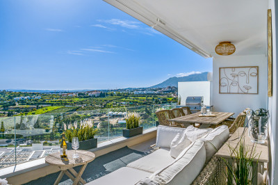 3 Bedroom Middle Floor Apartment in Cancelada - Image 1