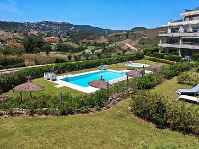 2 Bedroom Middle Floor Apartment in La Cala Golf - Image 1