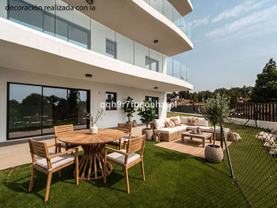 2 Bedroom Ground Floor Apartment in El Chaparral - Image 2