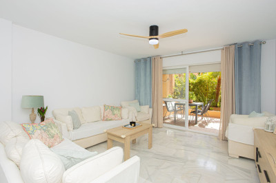 2 Bedroom Ground Floor Apartment in The Golden Mile - Image 3