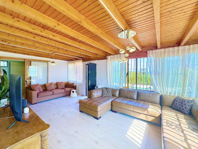 3 Bedroom Detached Villa in Estepona - Image 3