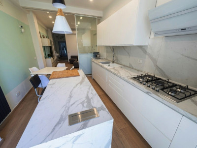 3 Bedroom Middle Floor Apartment in Marbella - Image 3