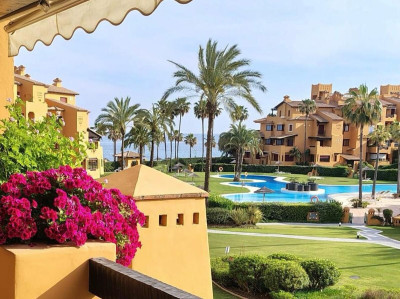 3 Bedroom Middle Floor Apartment in Estepona - Image 1