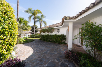 5 Bedroom Detached Villa in Calahonda