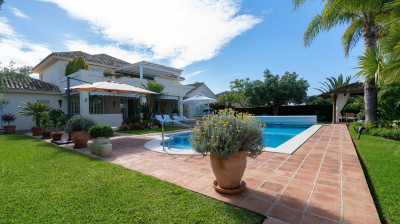 5 Bedroom Detached Villa in Elviria