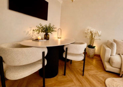 2 Bedroom Middle Floor Apartment in Nueva Andalucía - Image 3