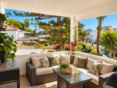 3 Bedroom Middle Floor Apartment in San Pedro de Alcántara - Image 5