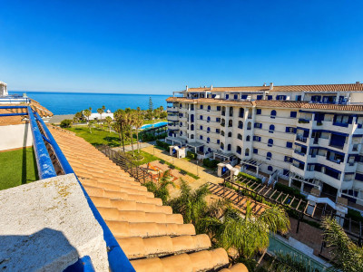 1 Bedroom Penthouse in San Luis de Sabinillas - Image 1