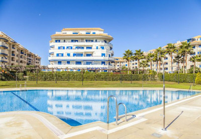 1 Bedroom Penthouse in San Luis de Sabinillas - Image 2
