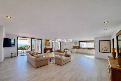 2 Bedroom Ground Floor Apartment in La Mairena - Image 3
