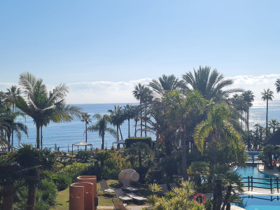 2 Bedroom Middle Floor Apartment in Estepona