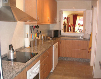 2 Bedroom Ground Floor Apartment in Elviria - Image 5