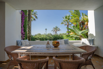 3 Bedroom Ground Floor Apartment in Marbella - Image 1