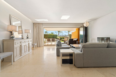 3 Bedroom Ground Floor Apartment in Sotogrande Marina - Image 5