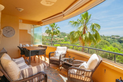 3 Bedroom Middle Floor Apartment in Elviria