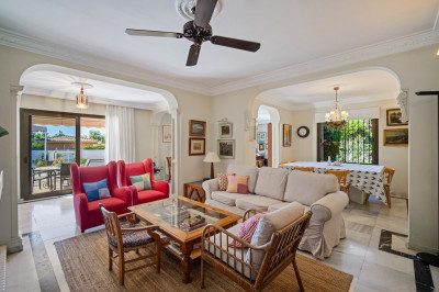 4 Bedroom Detached Villa in Marbella - Image 5