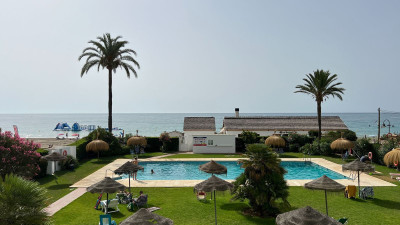 2 Bedroom Middle Floor Apartment in La Cala de Mijas - Image 1