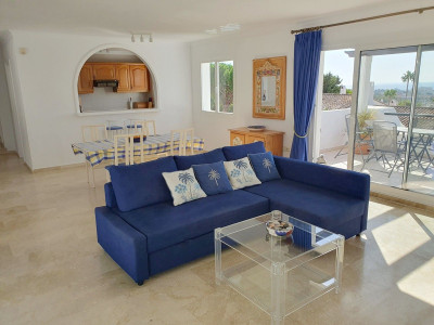 2 Bedroom Penthouse in El Paraiso - Image 2