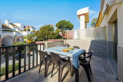 1 Bedroom Ground Floor Apartment in Elviria