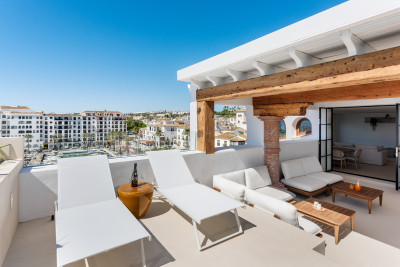 4 Bedroom Penthouse Duplex in La Duquesa