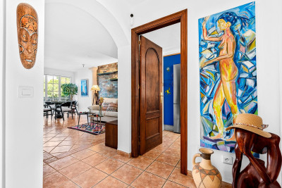 3 Bedroom Townhouse in Estepona - Image 2