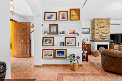 3 Bedroom Townhouse in Estepona - Image 3