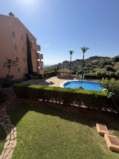 2 Bedroom Ground Floor Apartment in La Mairena - Image 3