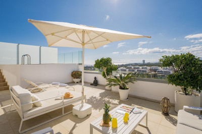 4 Bedroom Penthouse in Santa Clara - Image 2